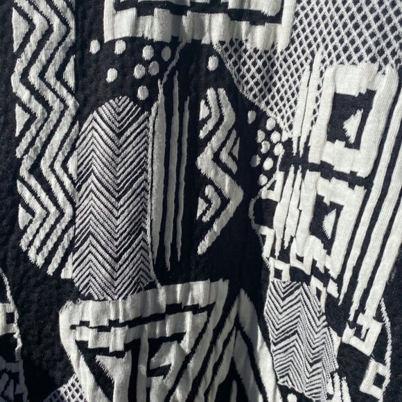 Woman's Peck & Peck Black & White Geo Over Shirt Jacket Blazer Top Size Medium - Picture 5 of 8